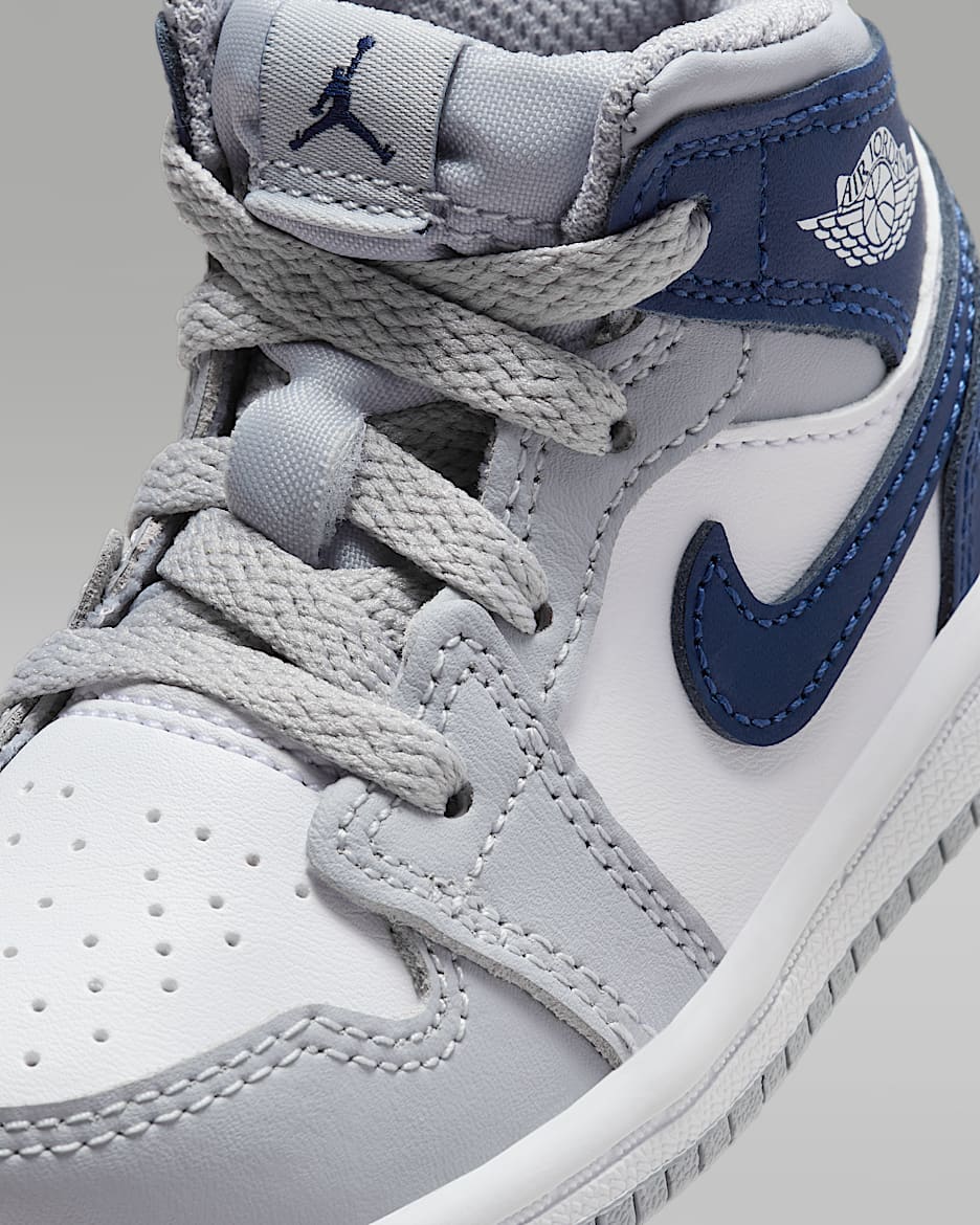 Air jordan 1 mid grey white deals